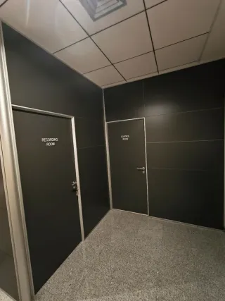 Mampara oficina insonorizada madera y metal