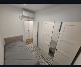 Habitación individual en piso reformado