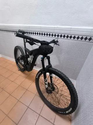 Bicicleta eléctrica BH Atom X Lynx 8.4