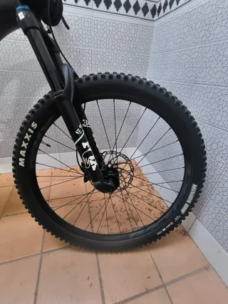 Bicicleta eléctrica BH Atom X Lynx 8.4