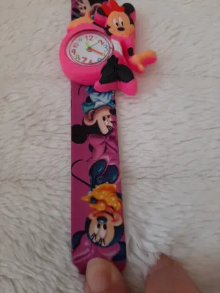 Reloj infantil diseño Minnie Mouse Rosa de niña.