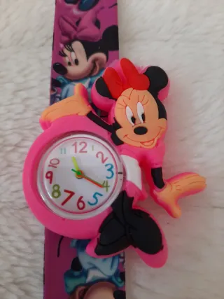 Reloj infantil diseño Minnie Mouse Rosa de niña.