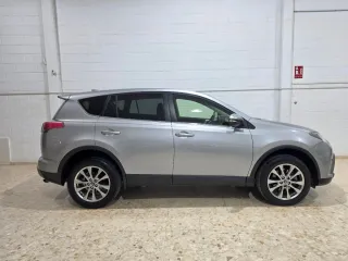 Toyota RAV4 2017