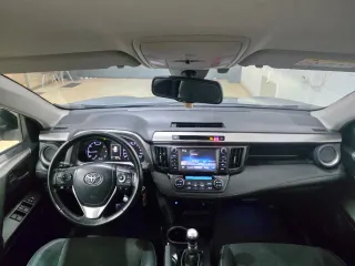 Toyota RAV4 2017