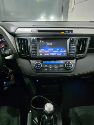 Toyota RAV4 2017