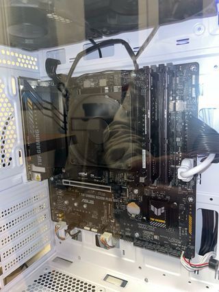 PC Gaming Ryzen 5 8600G DDR5 16Gb 6000 Mhz