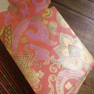 Sobres decorados hechos a mano