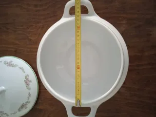 Zuppiera vintage porcellana floreale