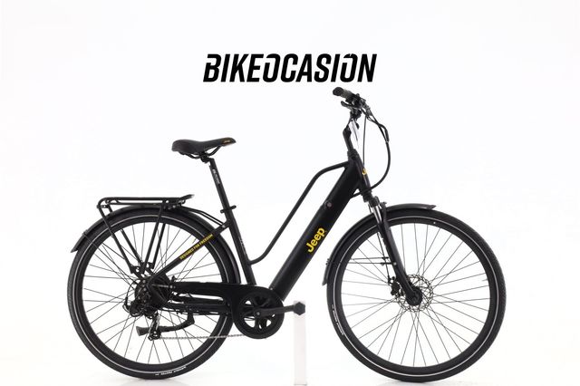 Jeep TLR 7010 (urbana) t.M Reacondicionada