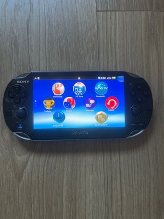 Sony PS Vita + Juego + Funda + Cargador + Memoria
