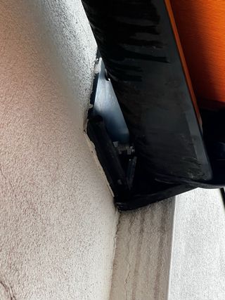 Toldo cofre motorizado 570x350