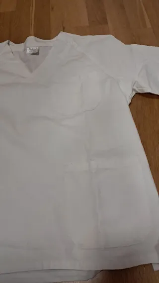 Pijama sanitario blanco