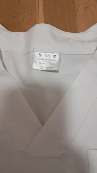 Pijama sanitario blanco