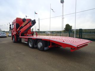 Renault PREMIUM 460-CAMIONES PORTAMAQUINARIAS