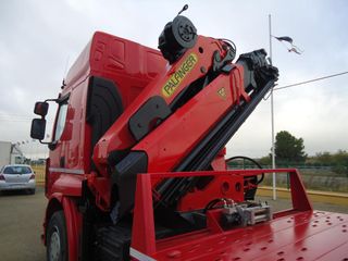 Renault PREMIUM 460-CAMIONES PORTAMAQUINARIAS