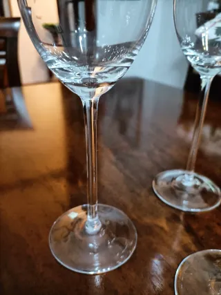 Tre calici in cristallo