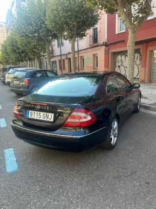 Mercedes-Benz  CLK 2003