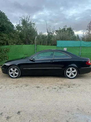 Mercedes-Benz  CLK 2003