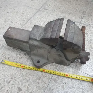 Tornillo de banco FORTIOR