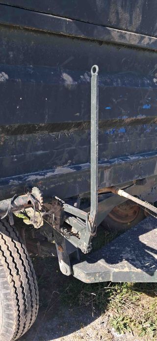 Remolque basculante 2 ejes 6.000 Kilos.