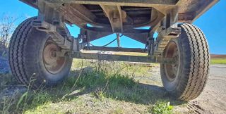 Remolque basculante 2 ejes 6.000 Kilos.