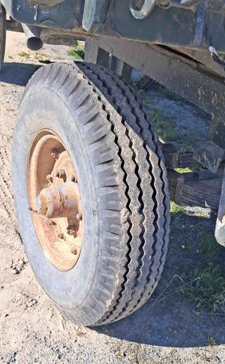 Remolque basculante 2 ejes 6.000 Kilos.