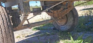 Remolque basculante 2 ejes 6.000 Kilos.