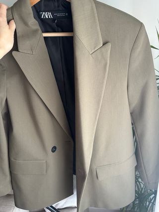 Blazer oversize Zara verde militar