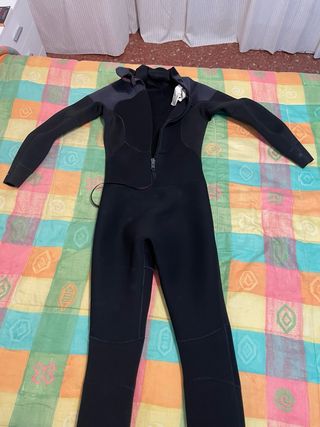 Neopreno y zapatillas de neopreno