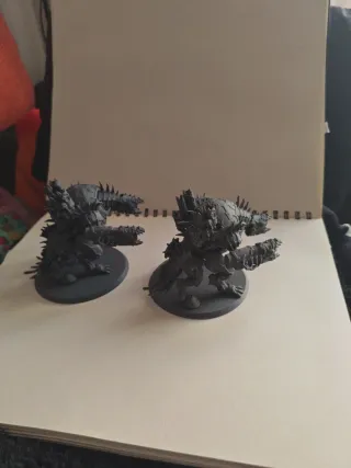 2 Figuras Forgefiend Warhammer 40k Filamento
