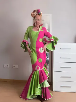 Vestido Flamenca Lunares Verde y Rosa