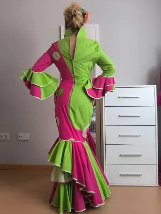 Vestido Flamenca Lunares Verde y Rosa