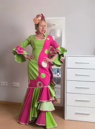 Vestido Flamenca Lunares Verde y Rosa