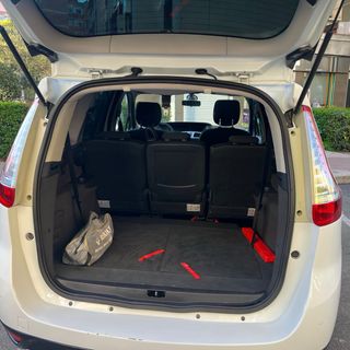 Renault Megane Gr ecsenic  2010 7 plazas