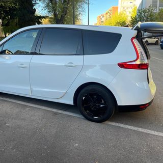 Renault Megane Gr ecsenic  2010 7 plazas
