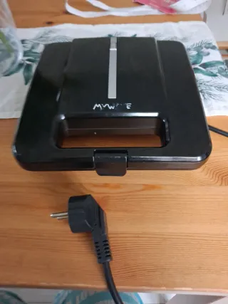 Tostadora MYWAVE negra