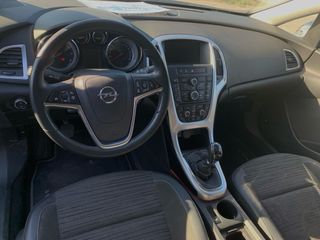 Opel Astra 2015