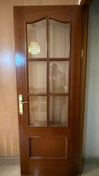 Puertas de madera maciza