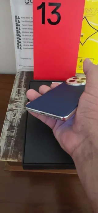 OnePlus 13 de 16/512 GB.