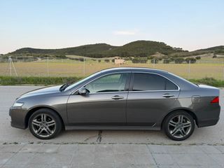 Honda Accord 2.2 i-CTDi impecable