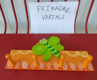 Perchero infantil madera pintado a mano
