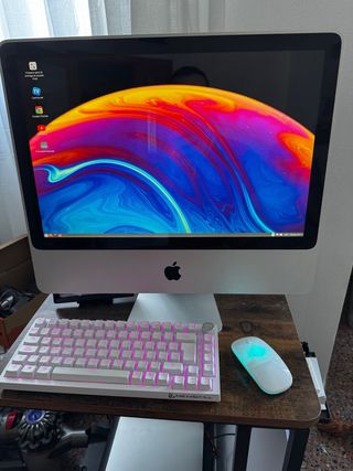 iMac Apple Plata y Blanco