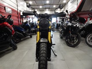 Triumph Scrambler 400 X