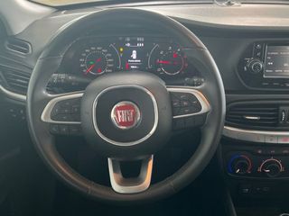 Fiat Tipo 1.6 Lounge 88kW (120CV) diesel Mjet 5P