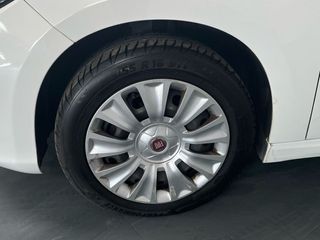 Fiat Tipo 1.6 Lounge 88kW (120CV) diesel Mjet 5P