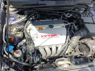 Honda Accord cl9 2004