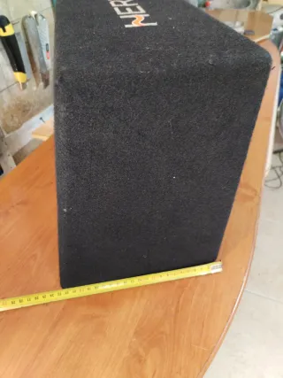 Woofer Hertz 600W Sonido Potente