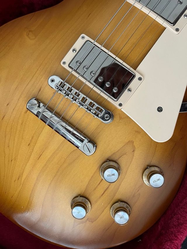 Gibson Les Paul Tribute. Mejorada