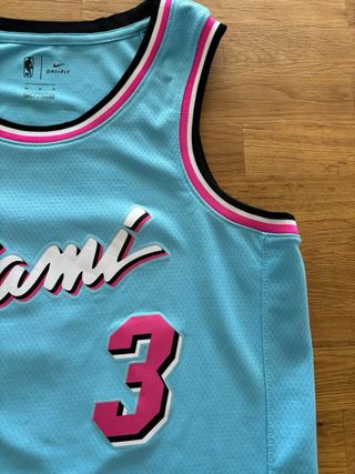 Camiseta Miami Heat Nike Talla M