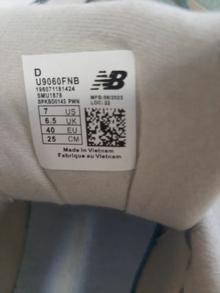 New Balance Beige/Teal Zapatillas Deportivas